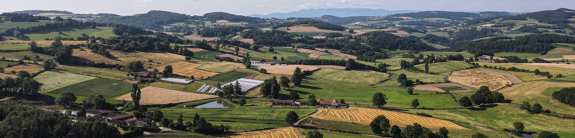 FERME_DU_SOUS_BOIS_Producteur_Agriculture_Raisonnee_Saint_Martin_En_Haut_Vue_ciel